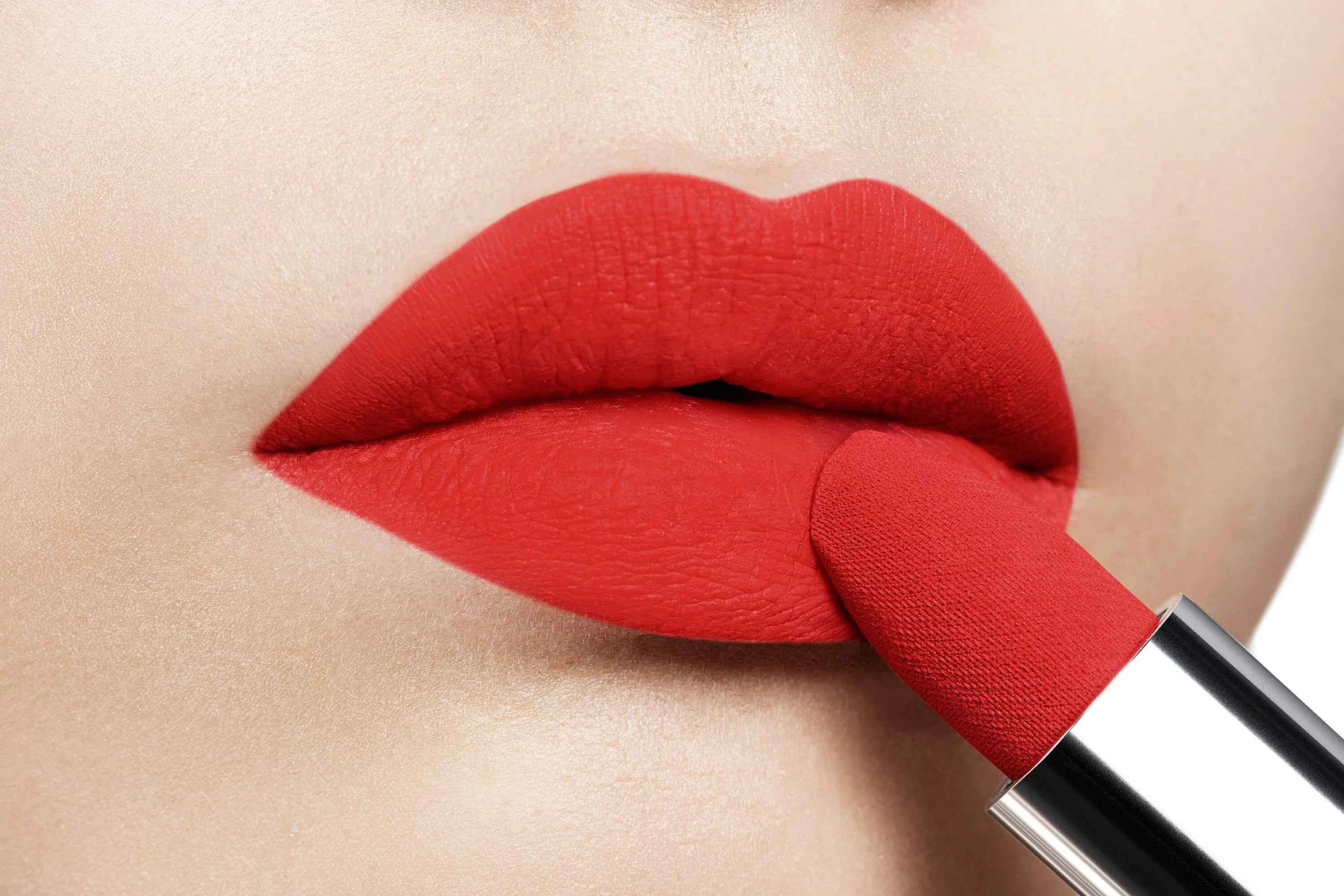 DIOR Rouge Lipstick Floral Lip Care - 999 Shade